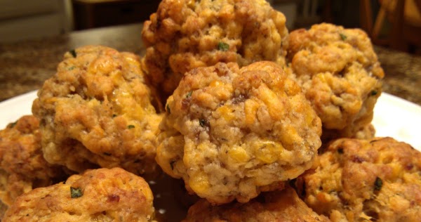 Easy Sausage Balls: Your Go-To Appetizer for Parties & Holidays